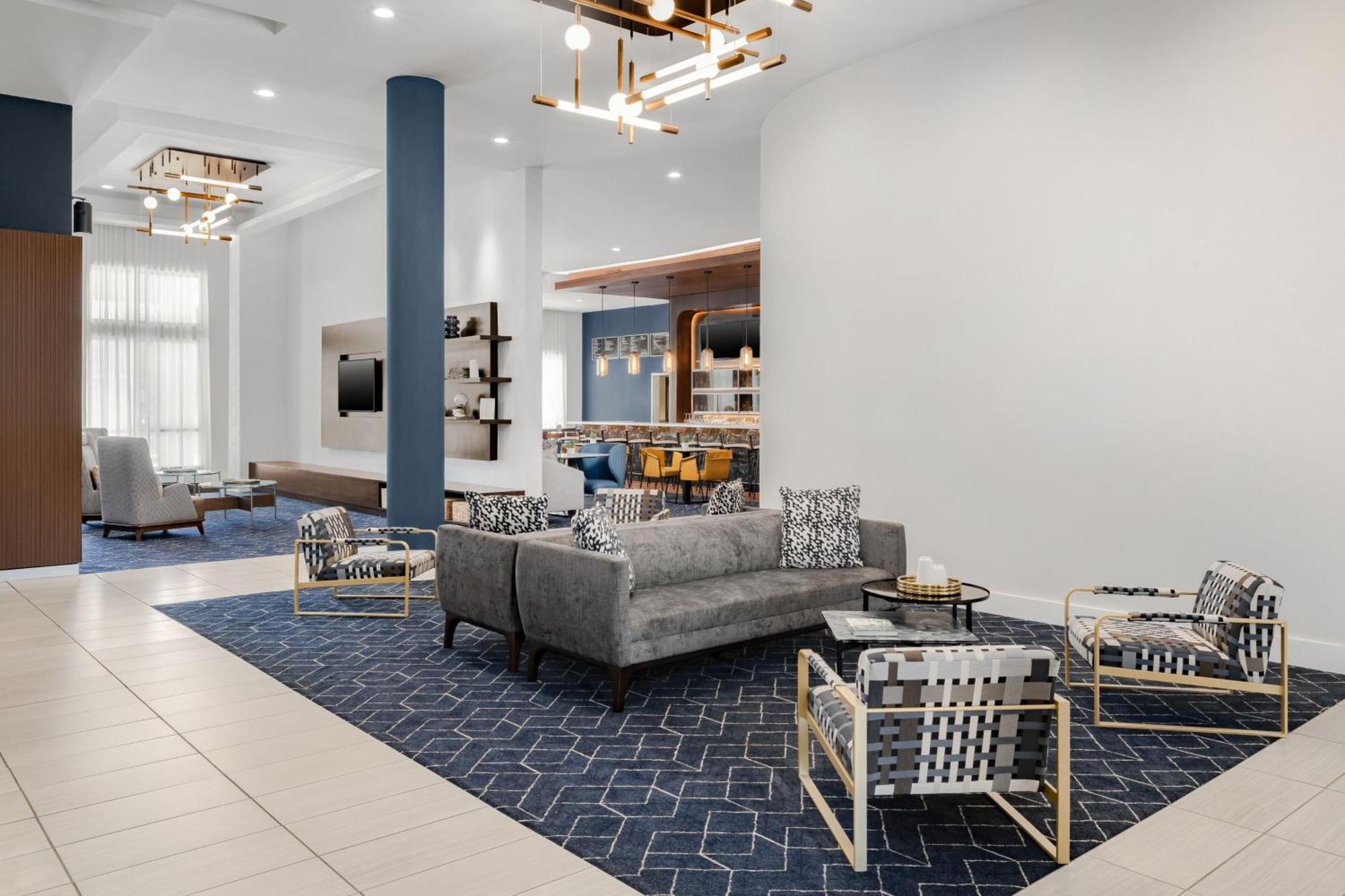 Courtyard By Marriott Columbus ฟีนิกซ์ ซิตี้ ภายนอก รูปภาพ