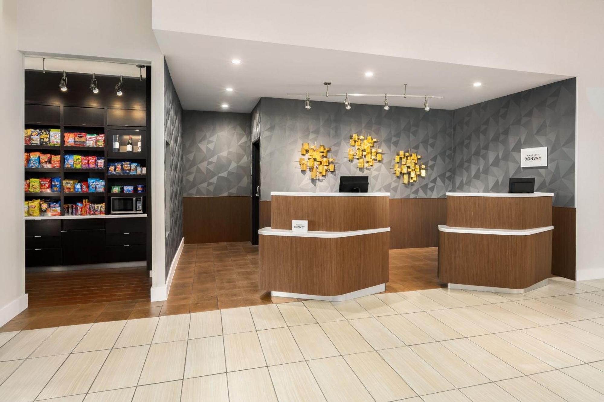 Courtyard By Marriott Columbus ฟีนิกซ์ ซิตี้ ภายนอก รูปภาพ