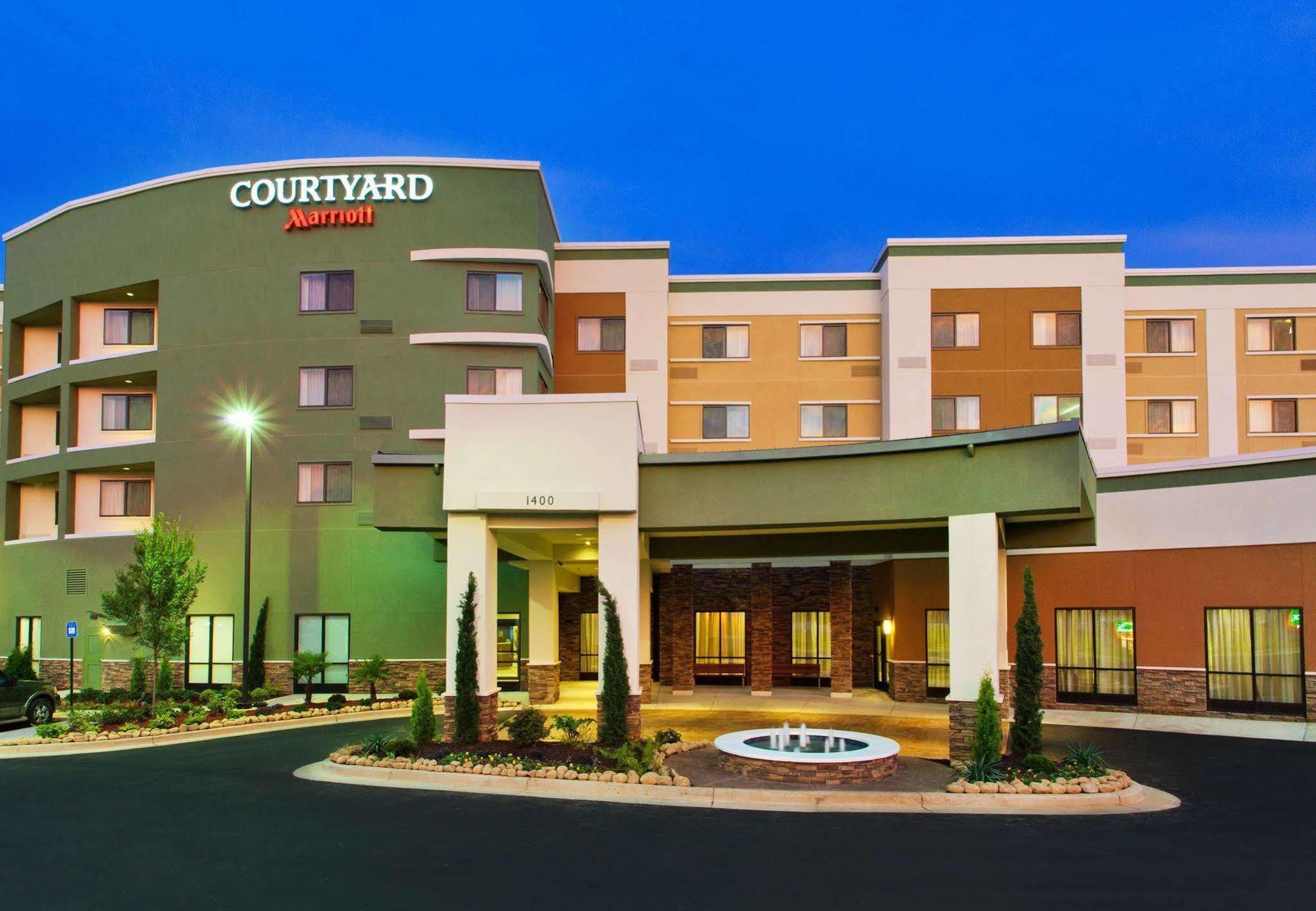 Courtyard By Marriott Columbus ฟีนิกซ์ ซิตี้ ภายนอก รูปภาพ